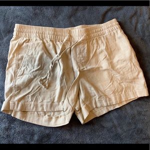 Beige shorts